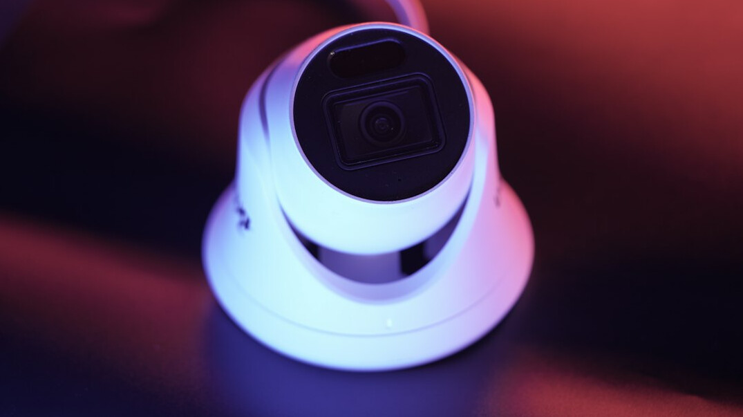 cctv camera monitoring store